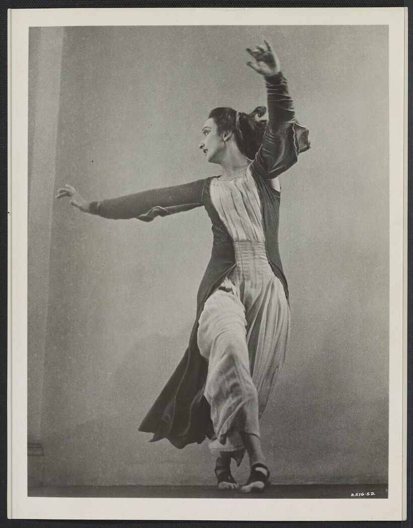 Doris Humphrey v choreografii With My Red Fires. Foto: zdroj Wikimedia Commons.